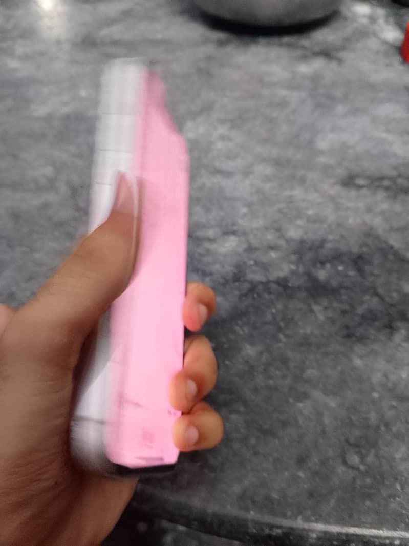 Apple iPhone 14 plus 4