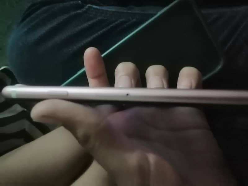 Apple iPhone 7 5