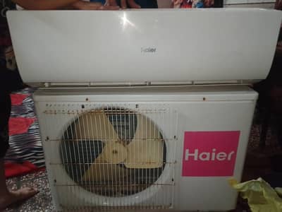 Haier A,C hai 1 ton condition 10 by 10 hai original pr hai sub