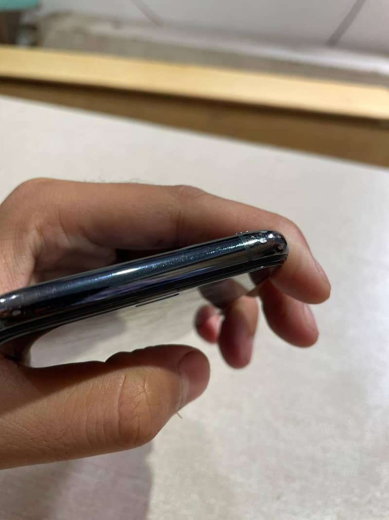 iphone 11 pro 3