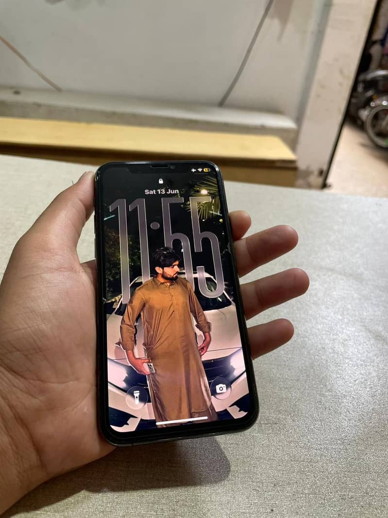 iphone 11 pro 6