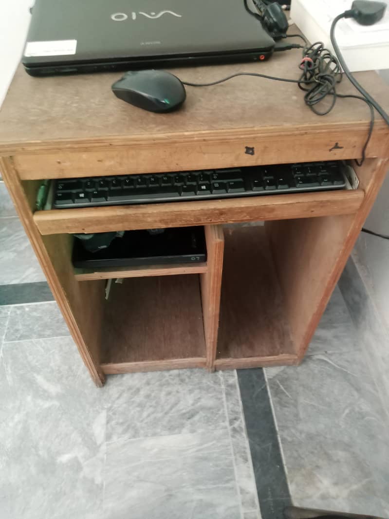 computer table for sale 0