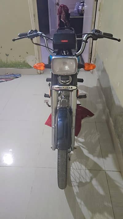 Model 2025 month april union star 70
