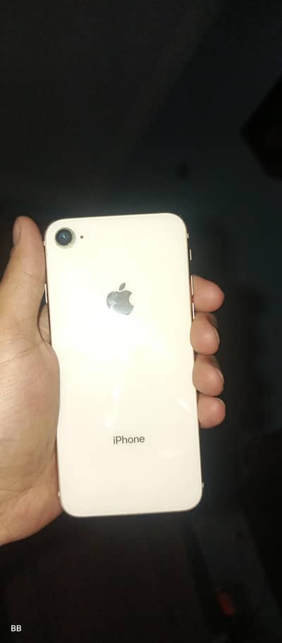 Apple iPhone 8