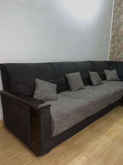 7 seater sofa / L shaped sofa