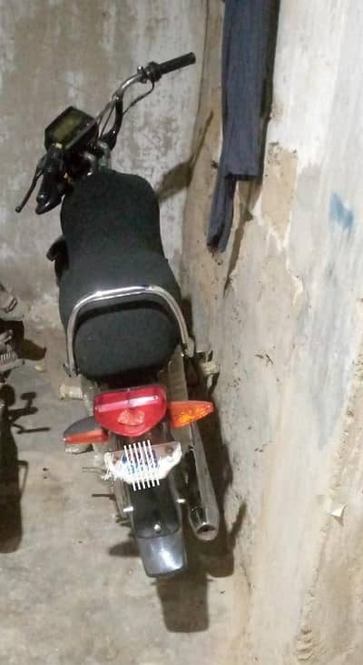 2022 k . 6  month ke nikal hai 03168682295 sirf is number per rabta ka