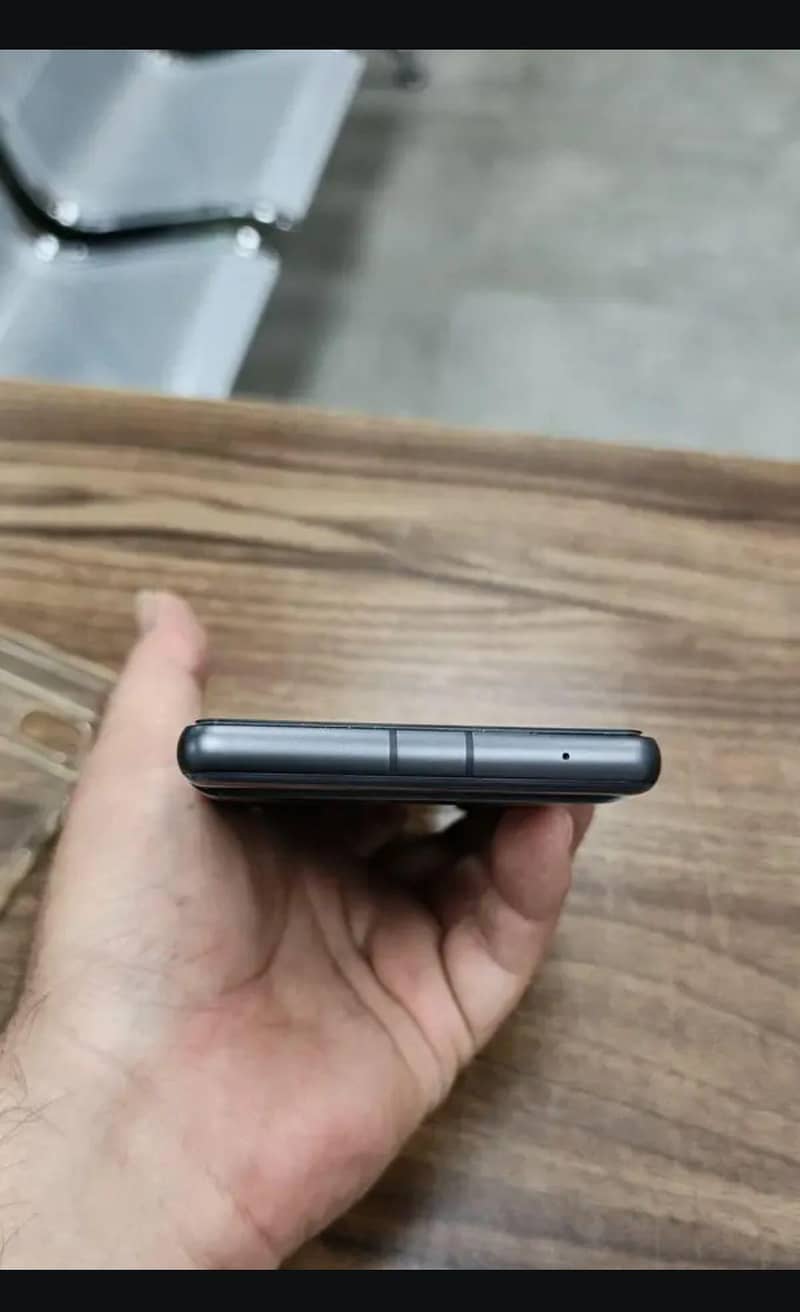 Google Pixel 7a 3