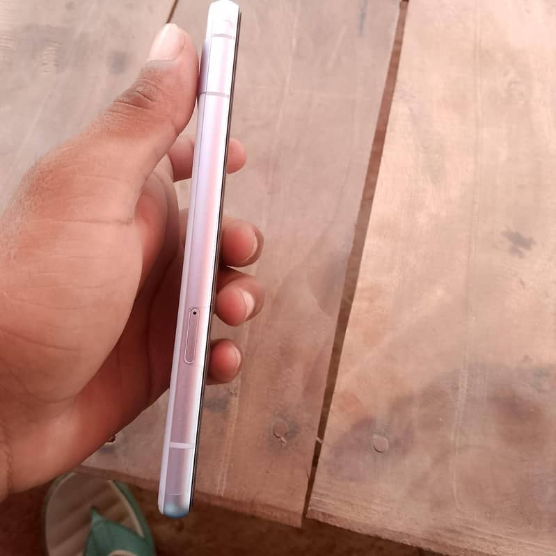 Google Pixel 7a 2