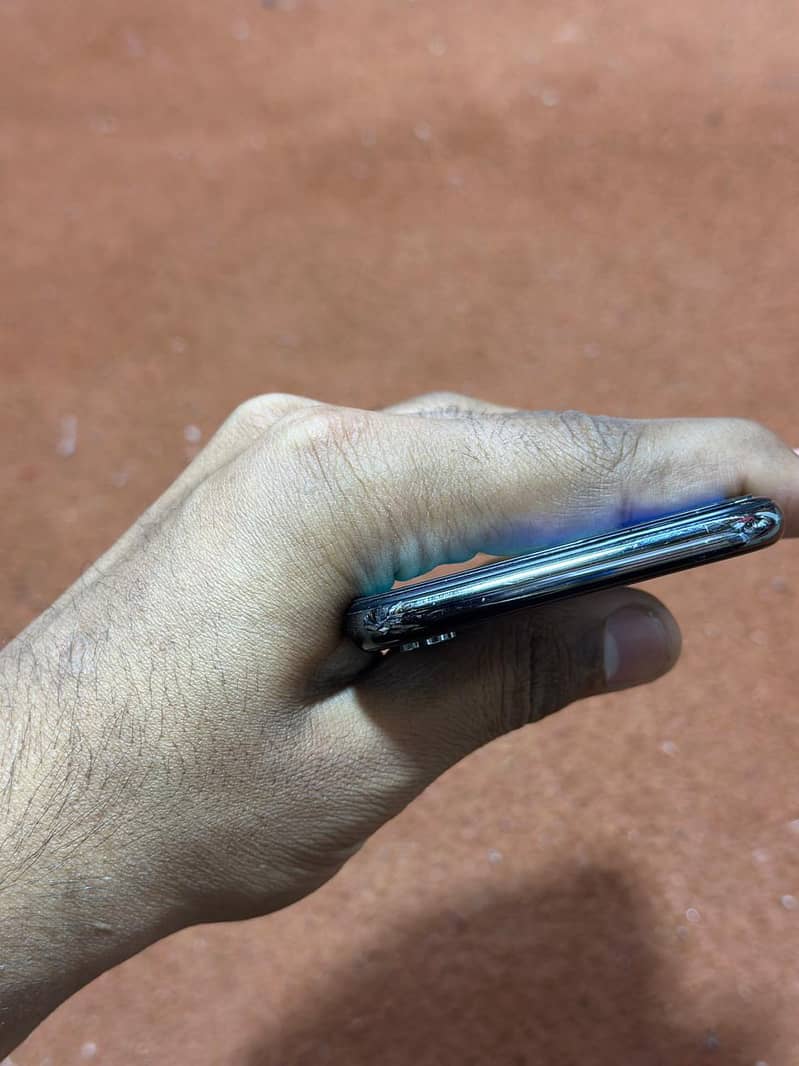 Apple iPhone X 2