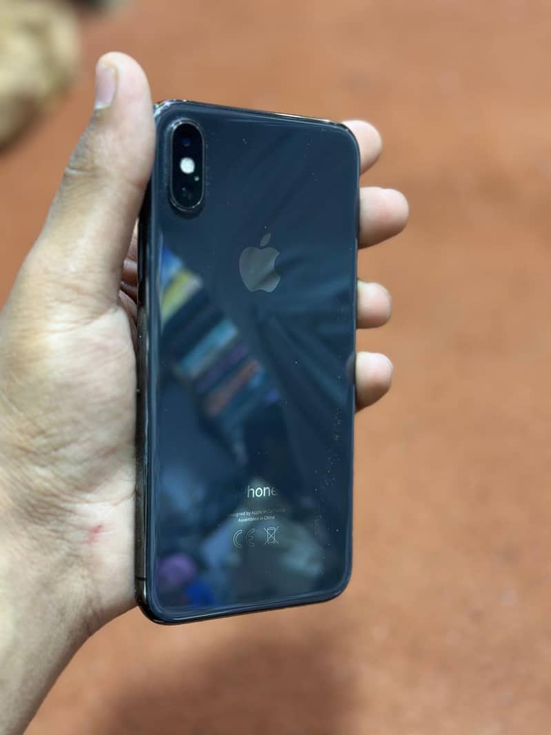 Apple iPhone X 3