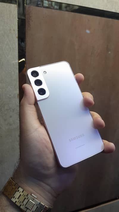 Samsung Mobile S22