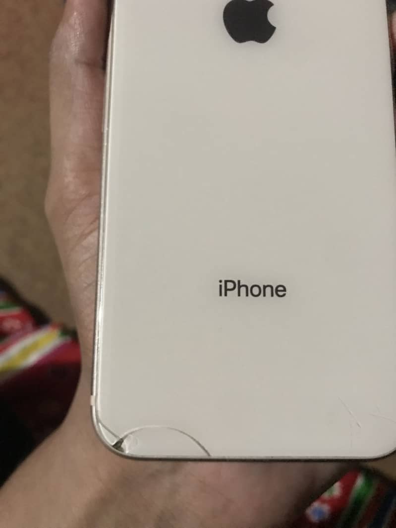 Apple iPhone 8 5