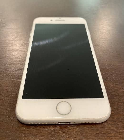 Apple iPhone 7 0