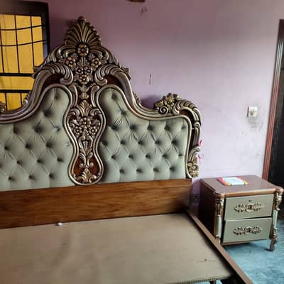 King size double bed with dressing and sides
