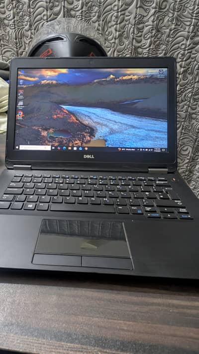 8gb ram 252 gb hardisk