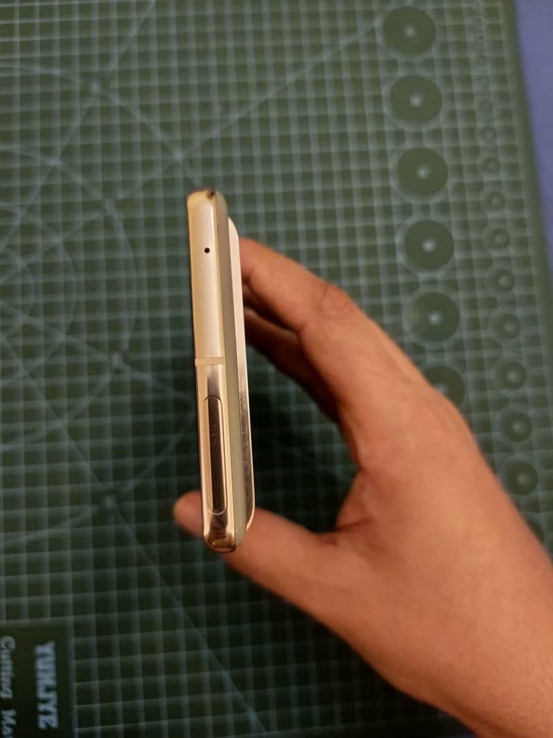 Google Pixel 7 Pro 8