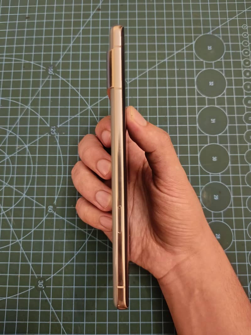Google Pixel 7 Pro 9