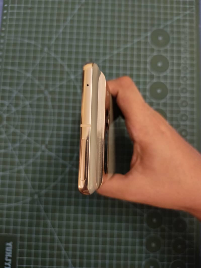 Google Pixel 7 Pro 12
