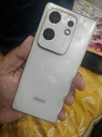 Infinix Zero 30