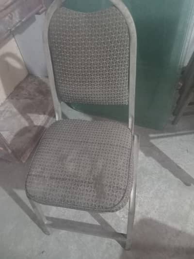 15 krciya he . 8 plastic or 7 poshish  wali