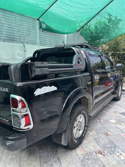 Toyota Hilux ViGo 2012