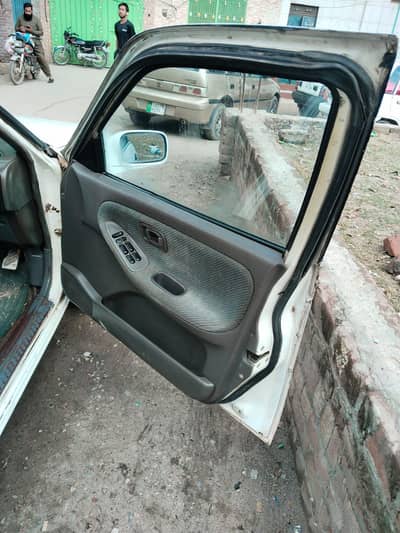 Nissan Sunny 1992