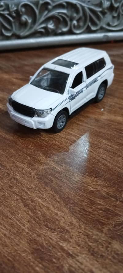 White Toy Car – Used Condition Only cash and Pick up and Only chat