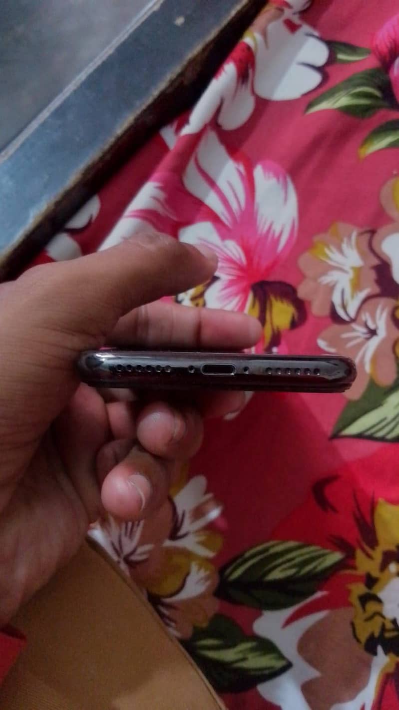 Apple iPhone X 1