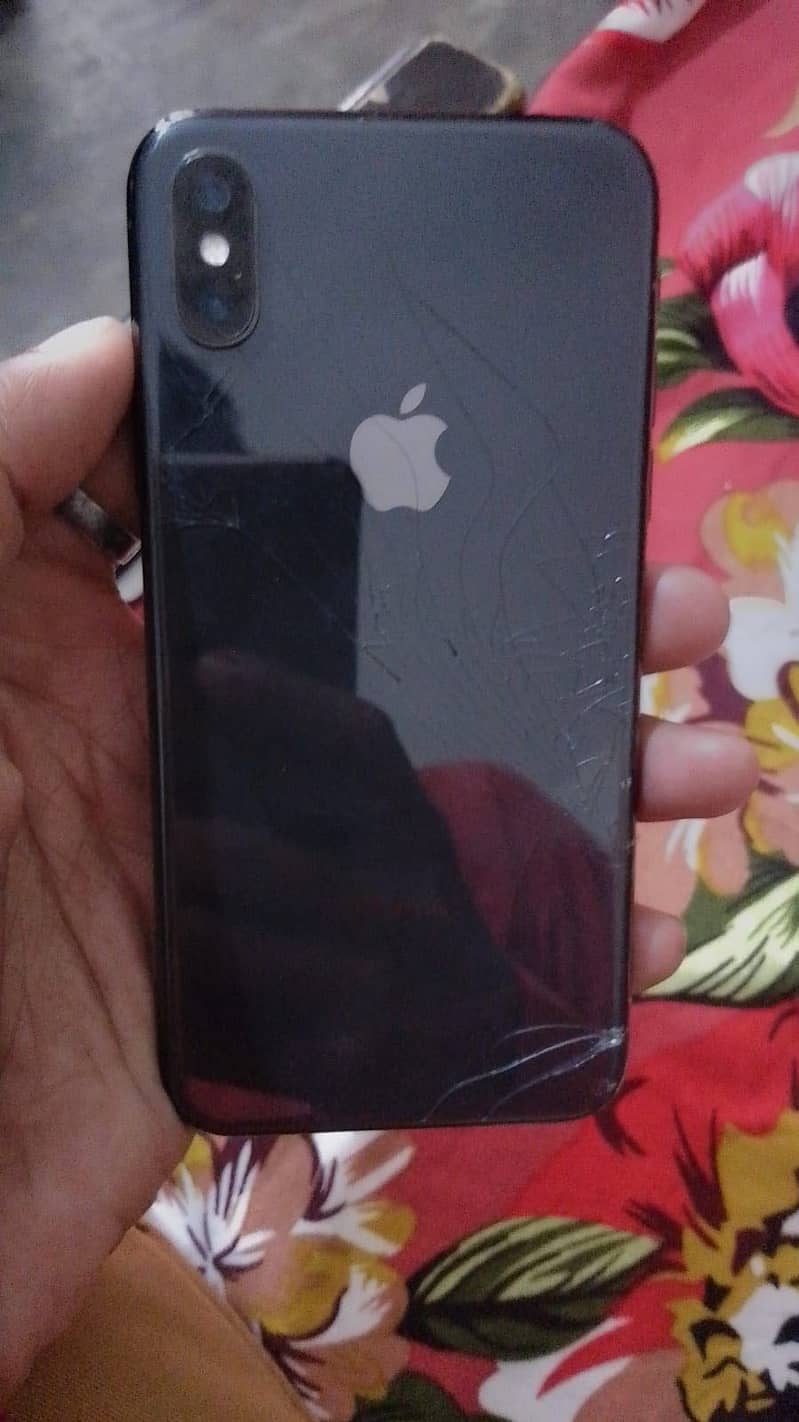 Apple iPhone X 4