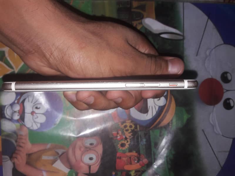 Apple iPhone 6 3