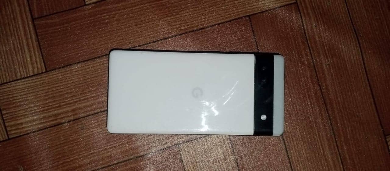 Google Pixel 6a 1