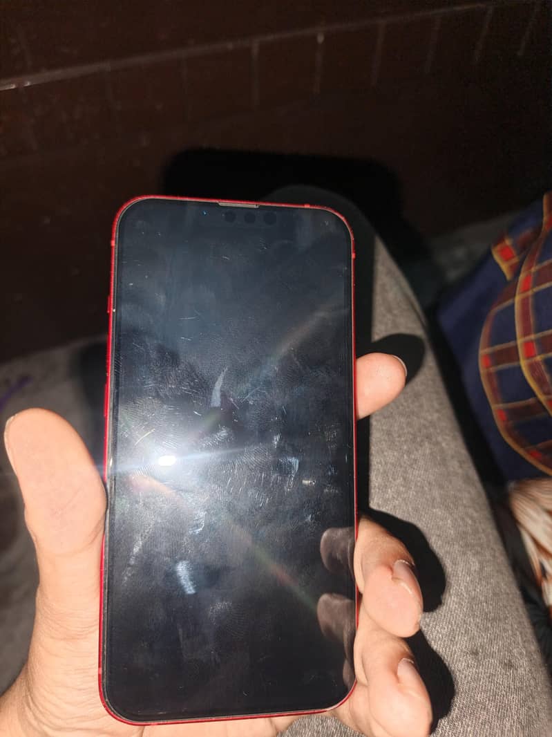Apple iPhone 13 1