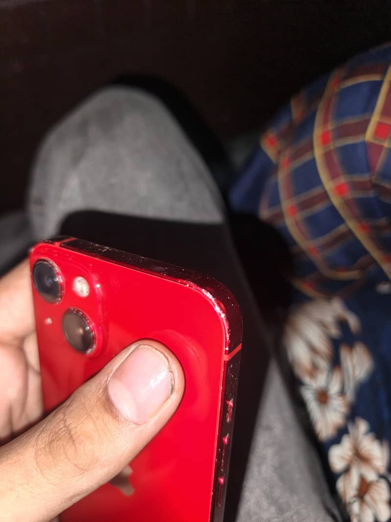 Apple iPhone 13 6