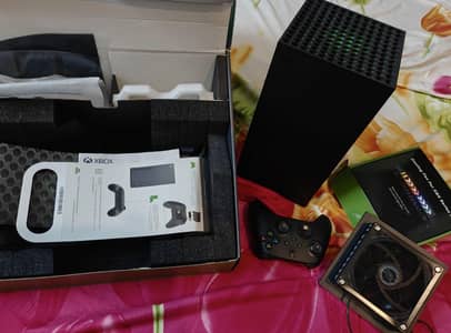 XBox Series X 10/10 With Complete Box