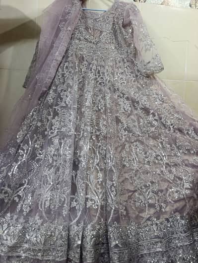 Lilac colour Maxi for sale in medium size in very reasonable price