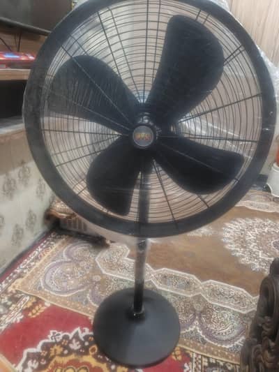 Gfc Slim pedistal fan full new with warrnty