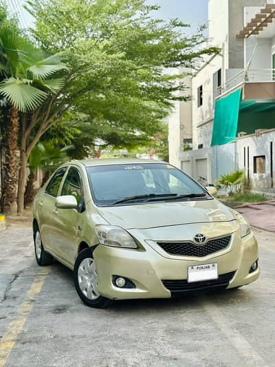 Toyota Belta 2006