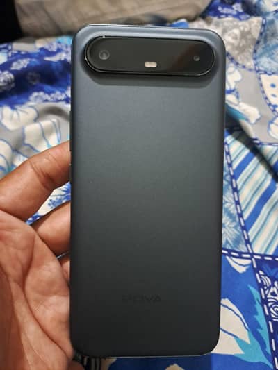pova slim 5g . world slimmest mobile 8/256 sim time available