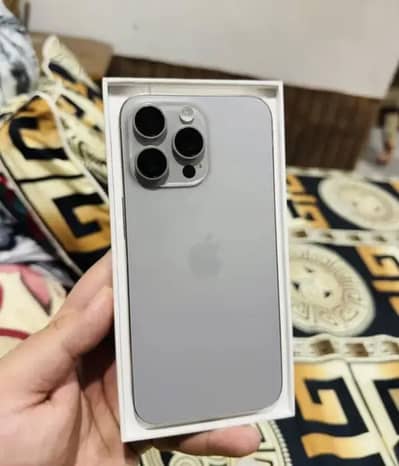 Apple iPhone 15 Pro Max