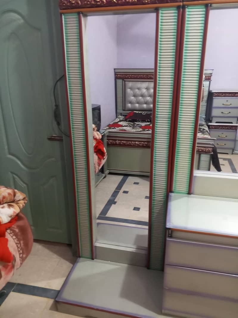 Bed and dressing set 6