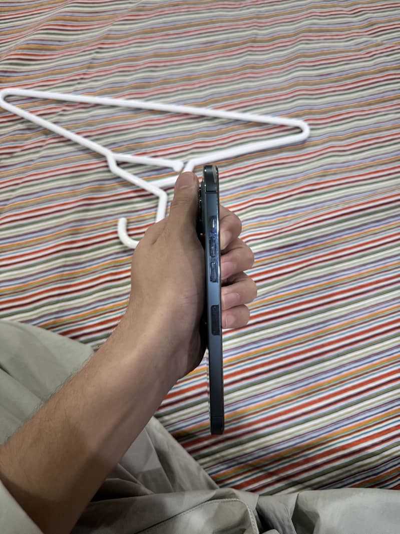 Apple iPhone 12 Pro Max 5
