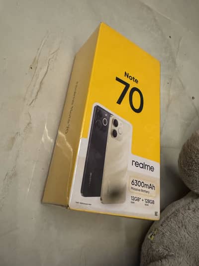Realme Note 70 4 128 Box packed