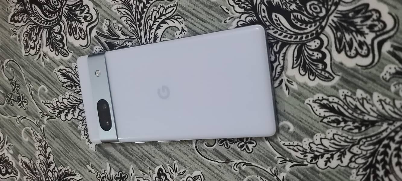 Google Pixel 7a 5