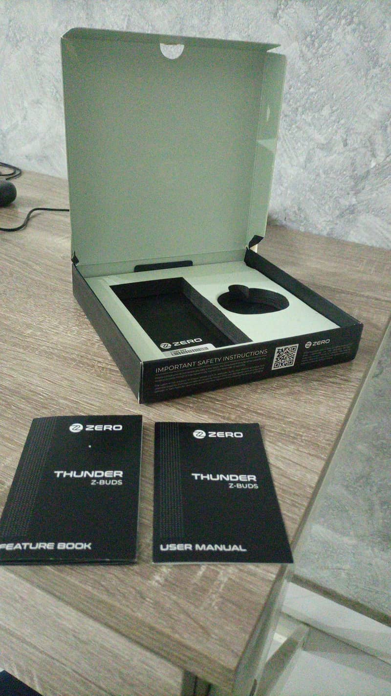 Zero Thunder Zbuds 3
