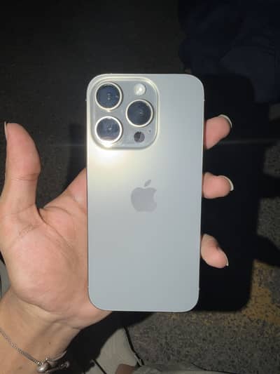 Apple iPhone 15 Pro