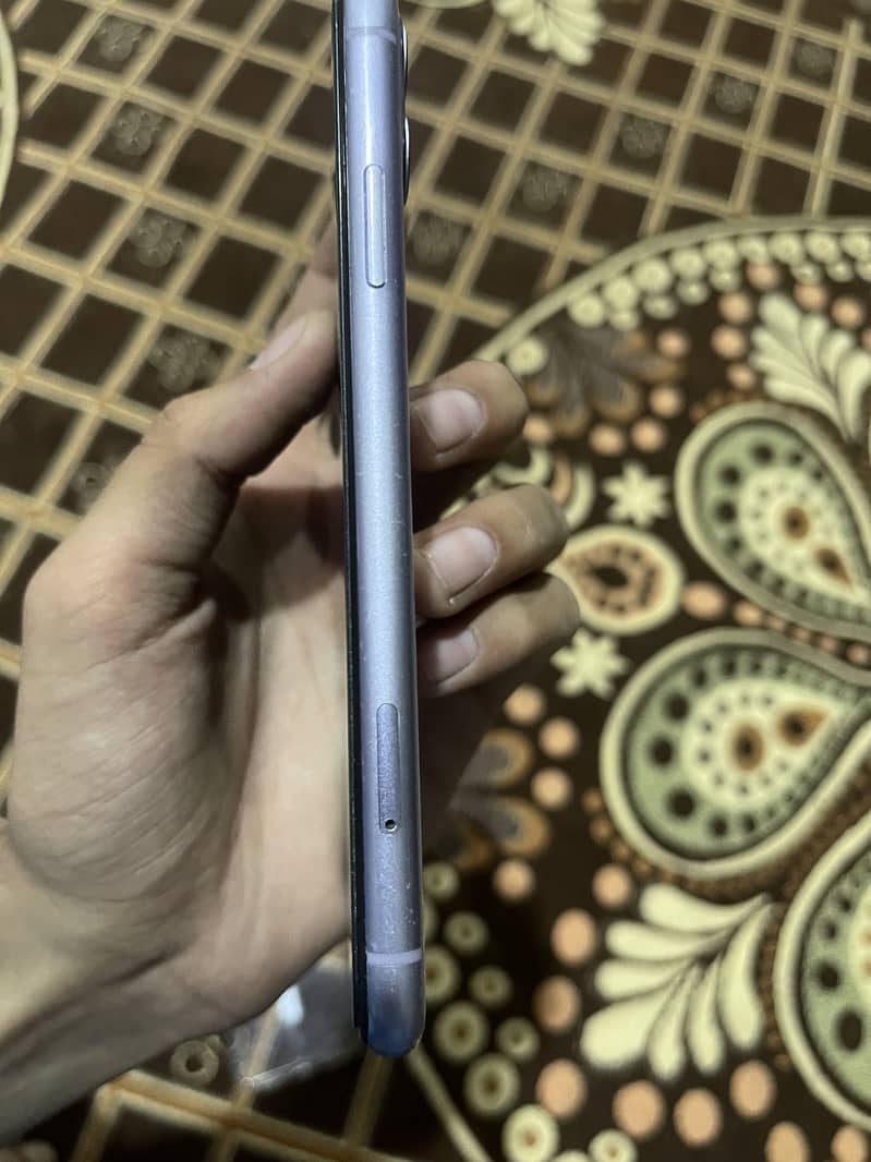 Apple iPhone 11 1