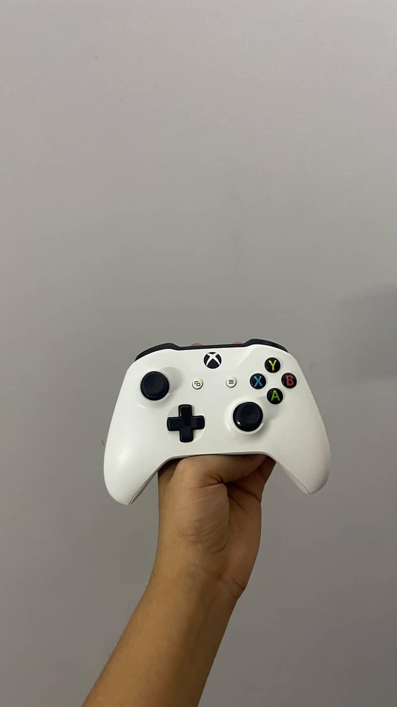 Xbox controllers 2