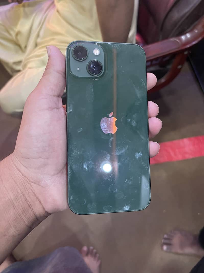 Apple iPhone 13 6
