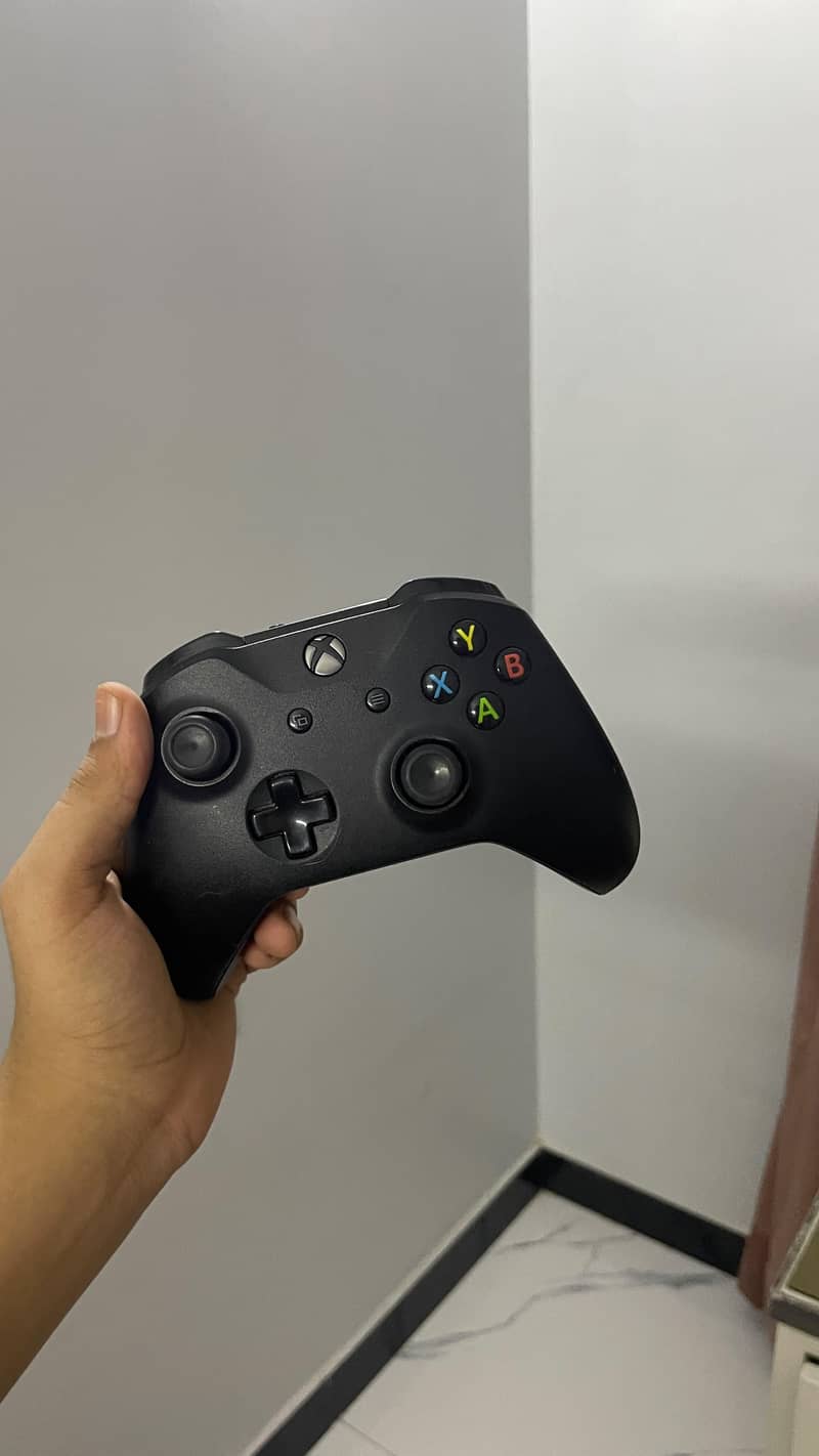 xbox controllers 11
