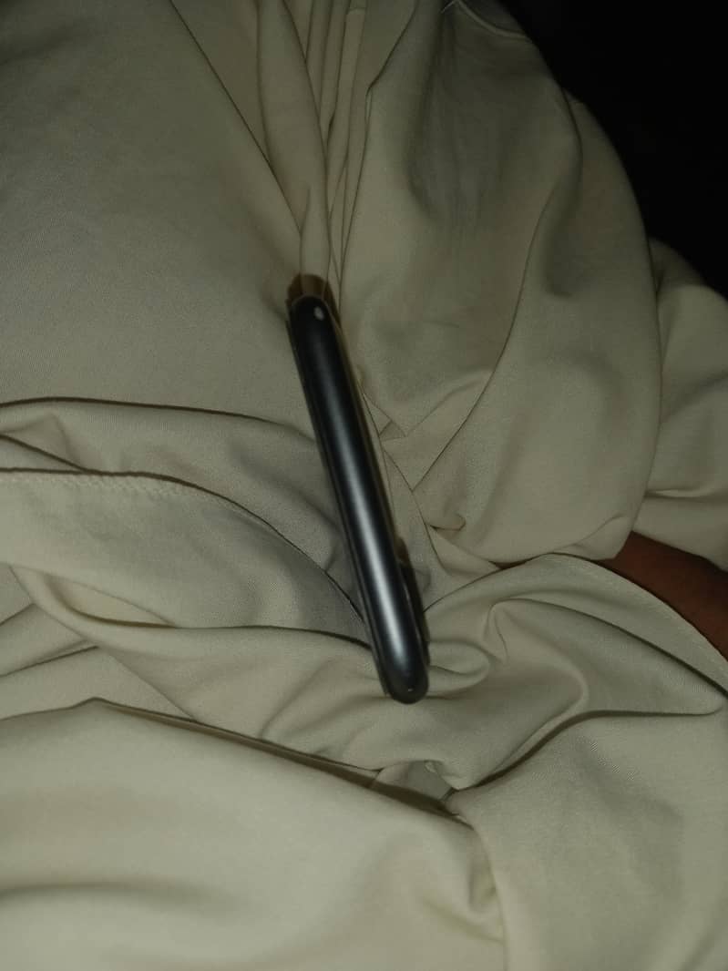 Apple iPhone 8 Plus 4